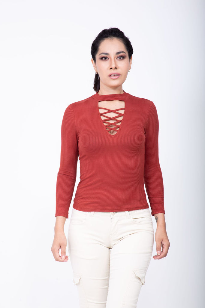 Blusa cut out roja, de tiras en tejido stretch con escote Lulumari